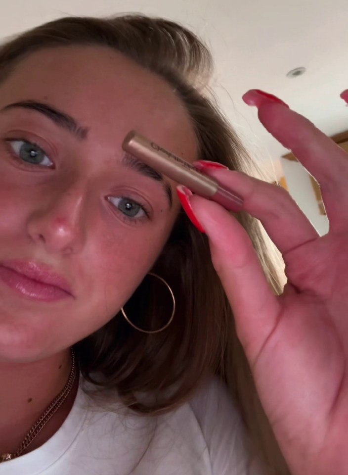 The teen hilariously roasted her mum's make-up on TikTok this week