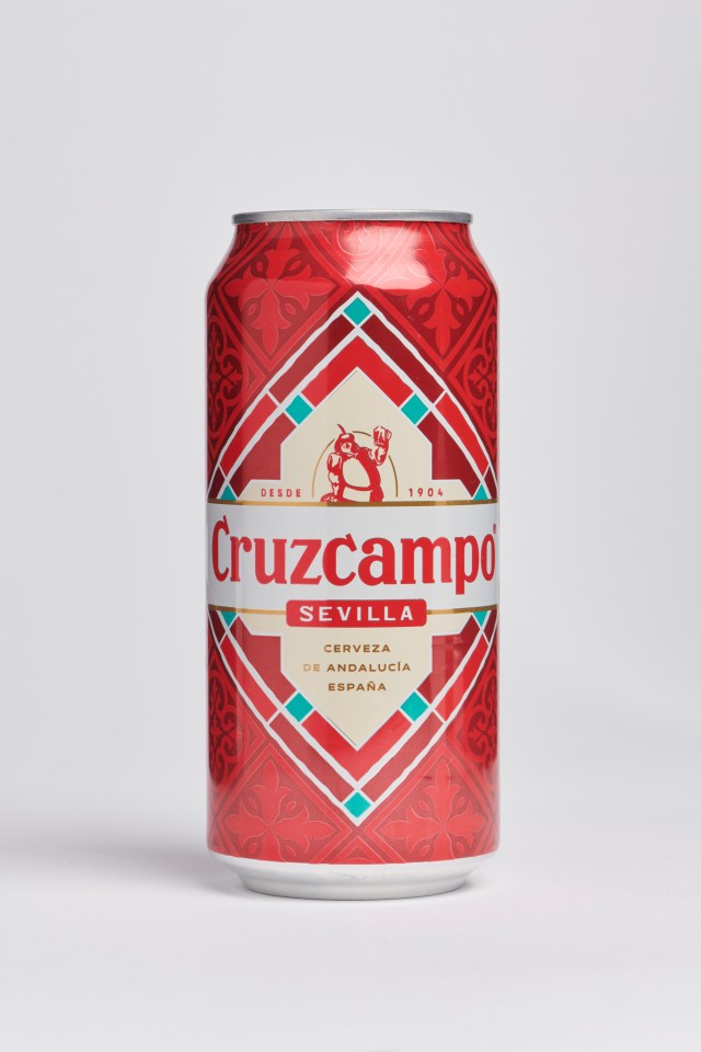 a red and white can of cruzcampo sevilla