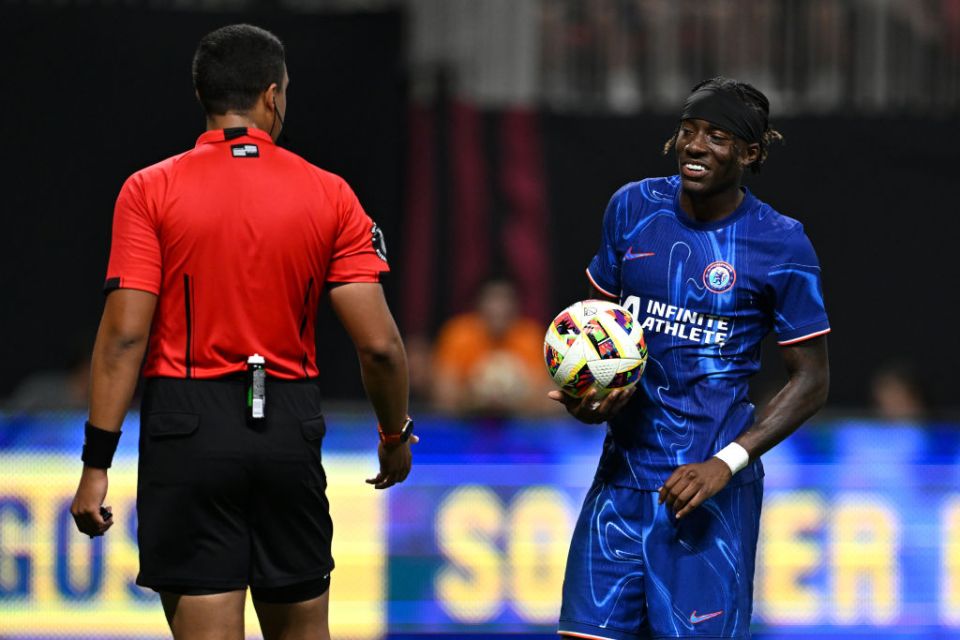 ATLANTA, GEORGIA - JULY 31:   Noni Madueke of Chelsea prepares to take a penalty during the Pre-Season Friendly match between Chelsea FC and Club America at Mercedes-Benz Stadium on July 31, 2024 in Atlanta, Georgia. (Photo by Darren Walsh/Chelsea FC via Getty Images)