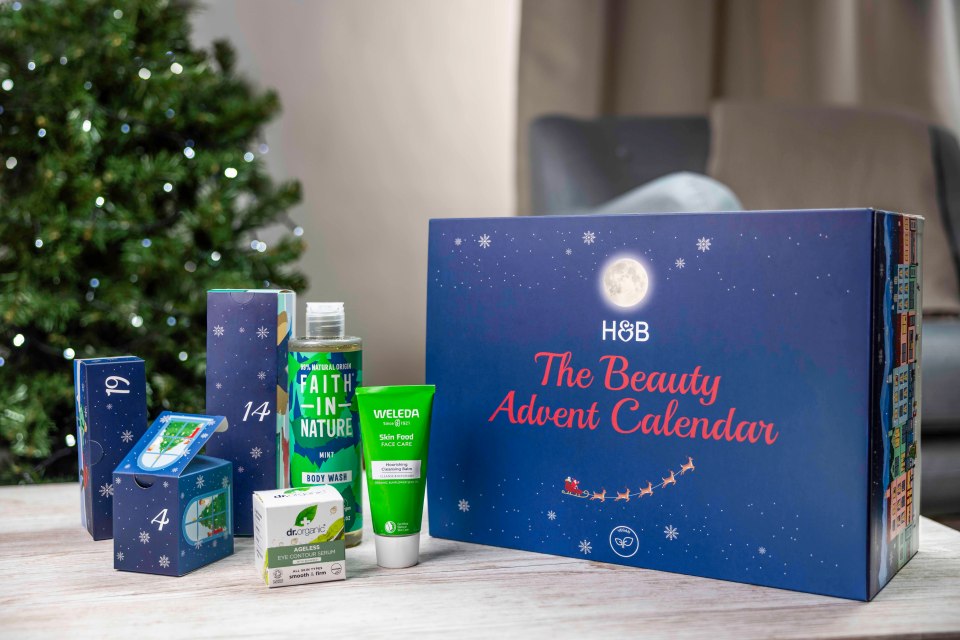 a blue box that says the beauty advent calendar