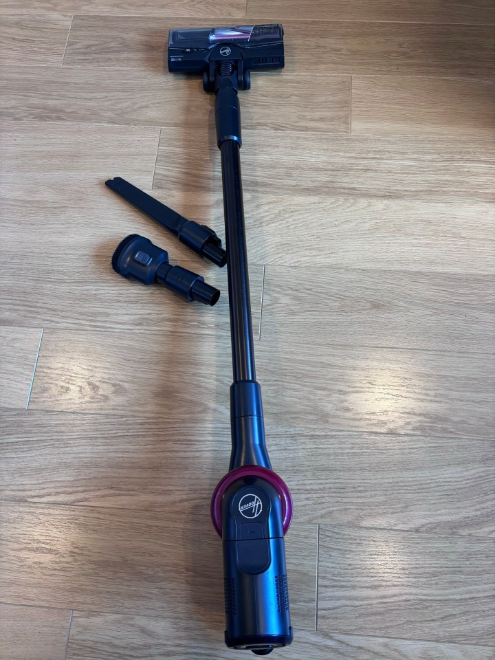 The Hoover HF4 vacuum has a 360-degree steering angle