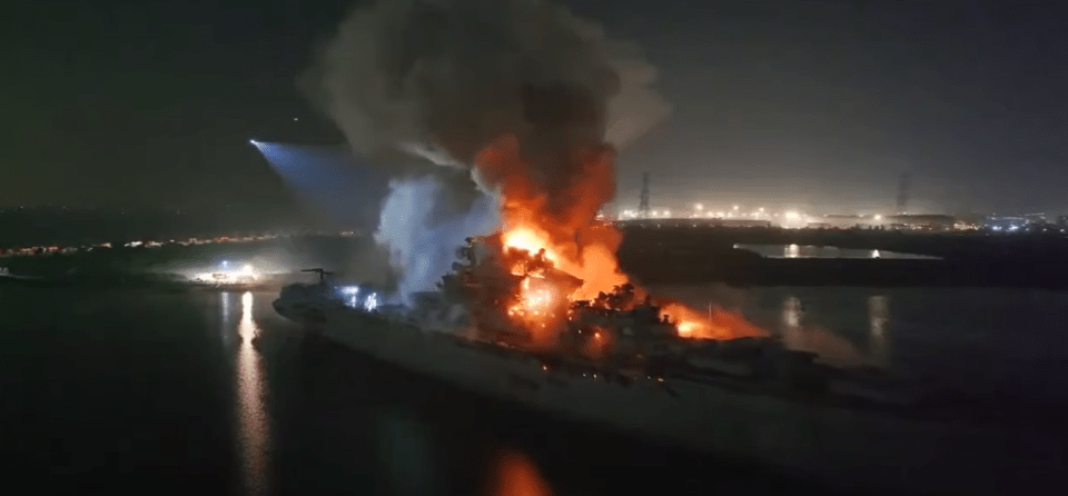 The fire engulfed the ship's bridge