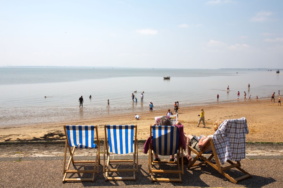 Water temperatures in Southend-on-Sea reach highs of 17C