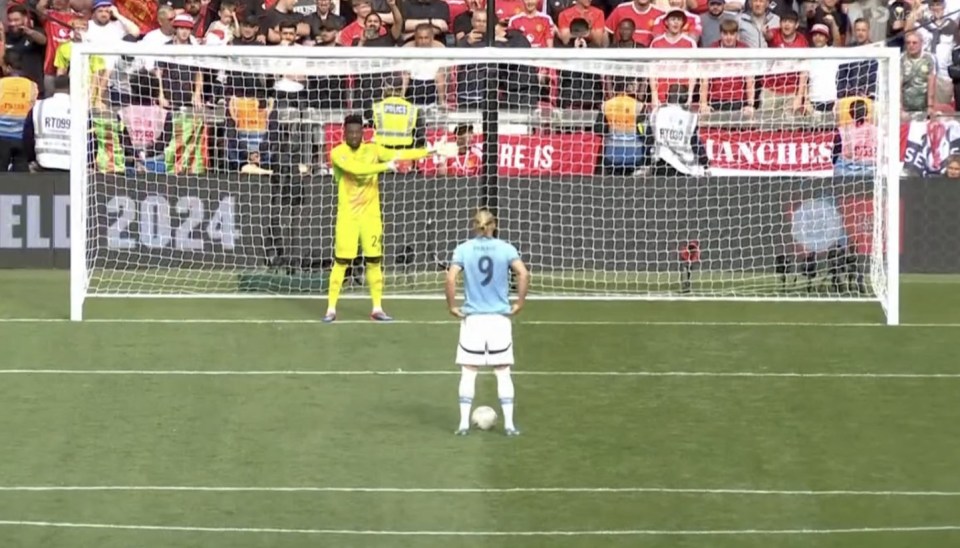 a soccer player with the number 9 on his jersey