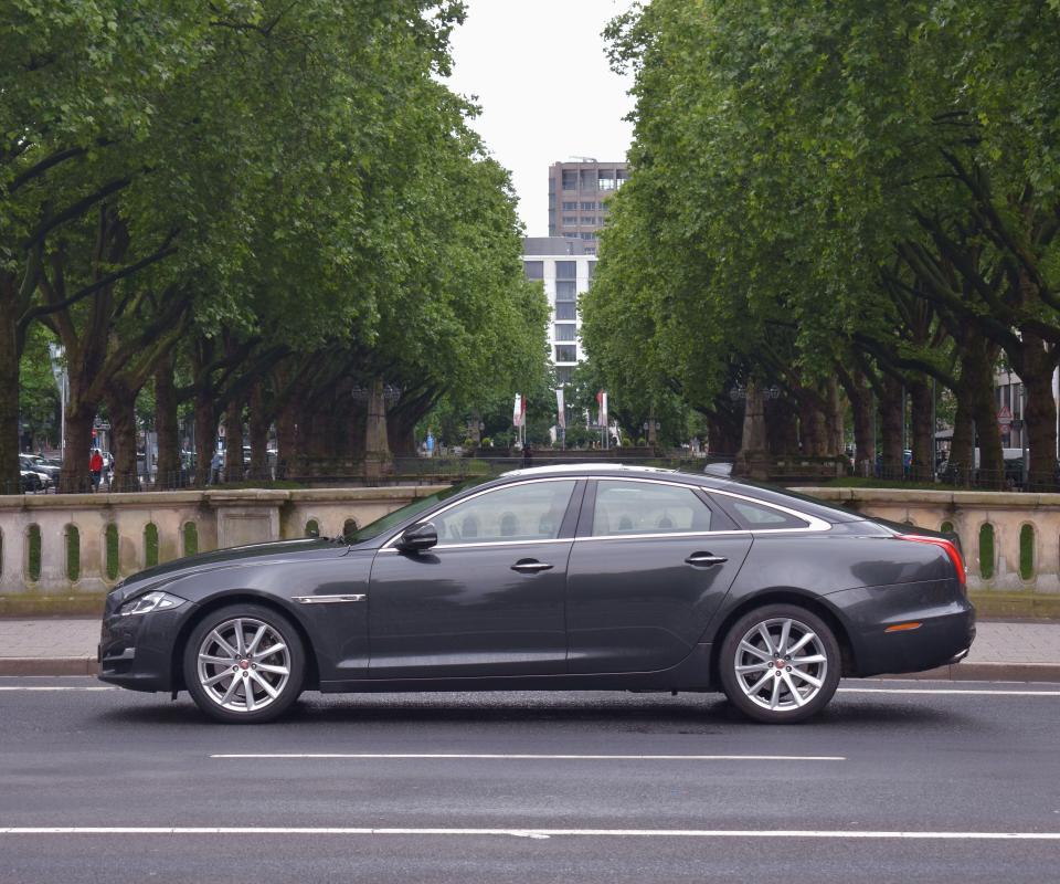 Jaguar's XJ X351 is great to drive or to be driven around in