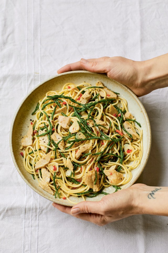 This spaghetti dish contains tuna, chilli and samphire, which can be replaced with asparagus