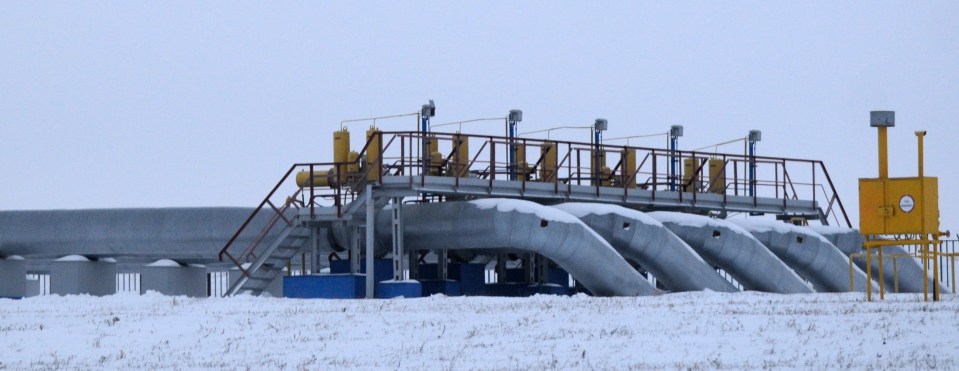 FILE - The gas pumping station at Sudzhe, Russia, seen on Jan. 11, 2009. Even after 2 1/2 years of war and repeated rounds of sanctions, Russian natural gas keeps flowing through Ukraine's pipeline network to customers in Europe. That hasn't changed despite Ukraine apparently taking control of a gas measuring station near the Russian town of Sudzhe as part of Kyivs push into Russias Kursk region.(AP Photo/Sergei Chuzavkov)