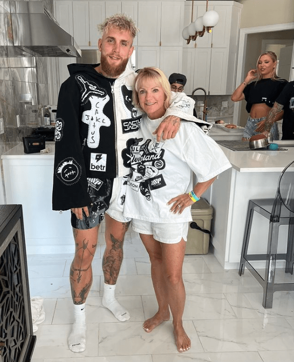 Jake Paul with his mum Pam