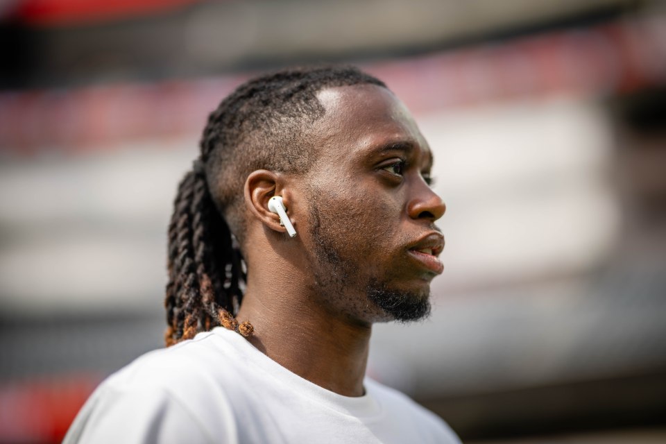 Aaron Wan-Bissaka is set to leave Man Utd