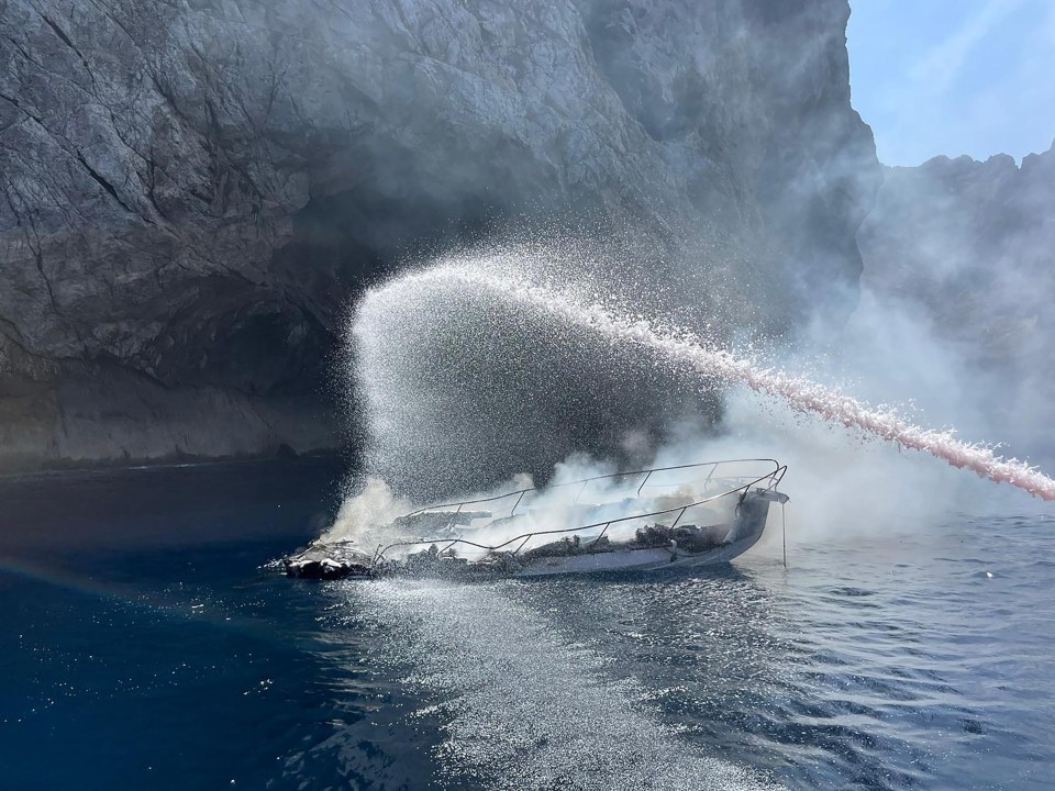 The boat sank in Cala Figuera