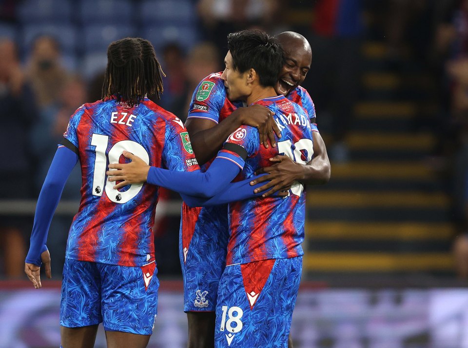 Crystal Palace thumped Norwich City 4-0 in the second round