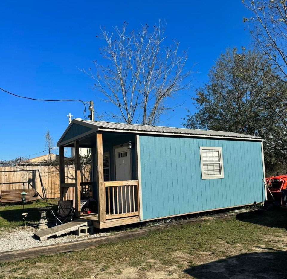 Serina decided to move into her mum's tiny shed after giving her house to her ex