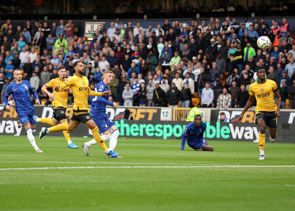 Cole Palmer dinked Jose Sa to score a stunning goal