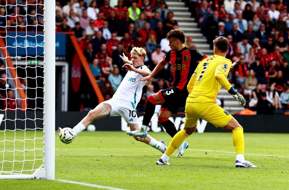 Anthony Gordon poked in at the back post to equalise