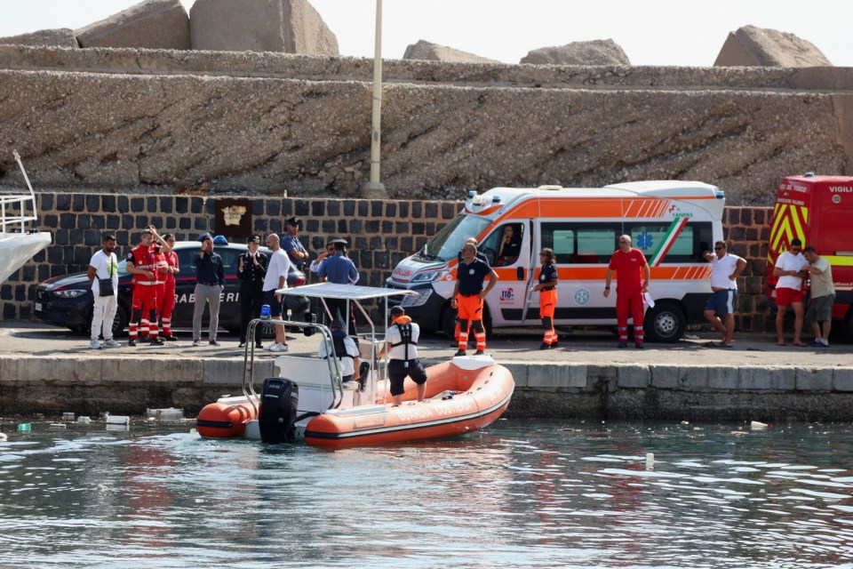 Emergency and rescue services heading out to sea after the Bayesian sank