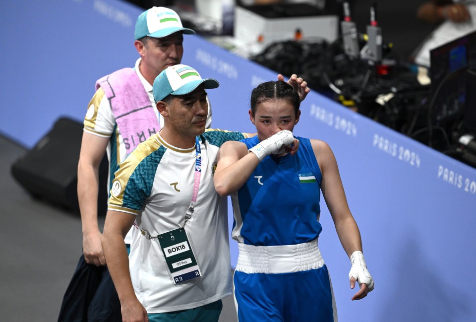 The Uzbekistani boxer coudn't continue her emotion amid the gender row