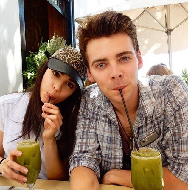 Thomas was previously linked to Hollywood actress and singer Sofia Carson