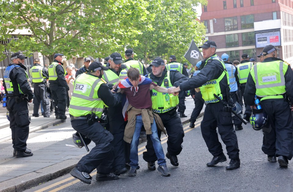 Police make arrests among EDL supporters in Newcastle city