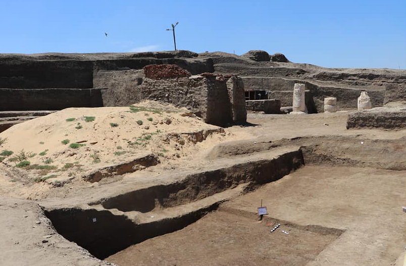 The observatory, constructed from mudbrick