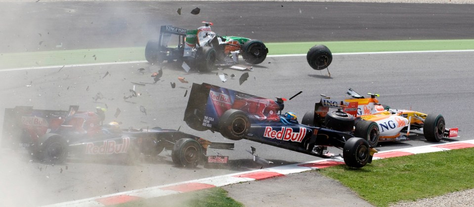 Bourdais car flew as he crashed with team mate Sebastien Buemi, Force India’s Adrian Sutil and Renault’s Nelson Piquet the start of the Spanish F1 Grand Prix in 2009.