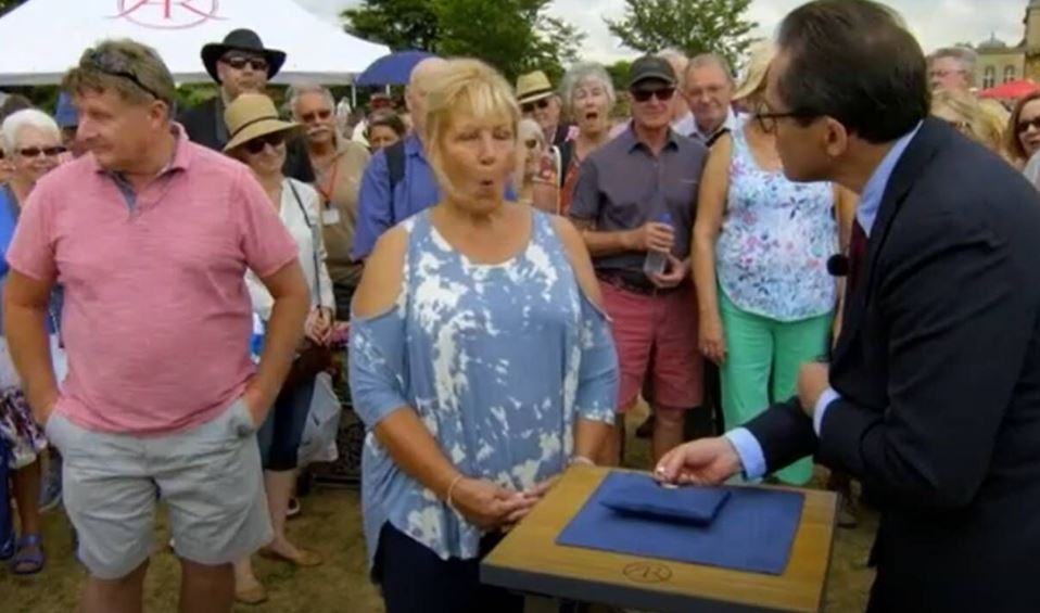 An Antiques Roadshow guest was floored when she learned the value of her mum's ring