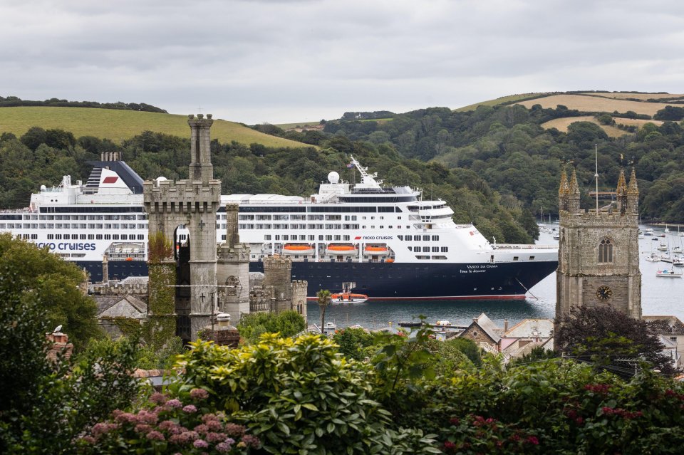 The vessel appeared to be the same height as nearby churches in mesmerising pics