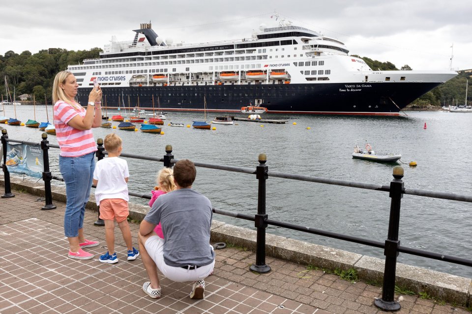 Locals and tourists were left in awe of the ship