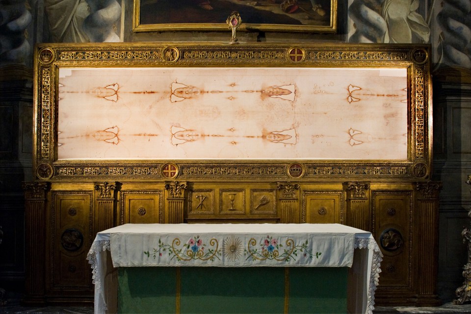 The shroud on display at the royal chapel