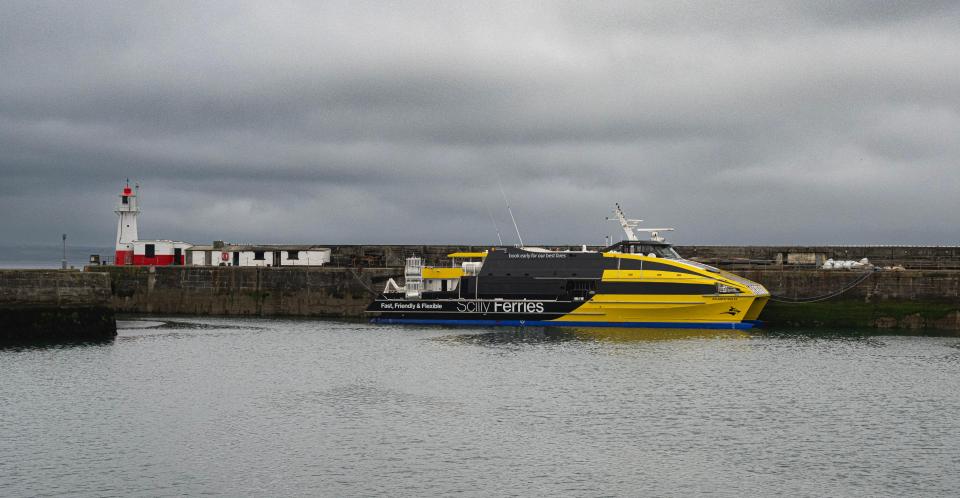 The ferry will now return to its Dutch manufacturer, Damen Group