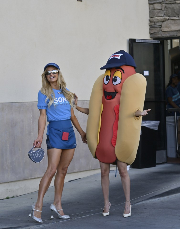 Paris Hilton and Nicole Richie working at a Sonic in California