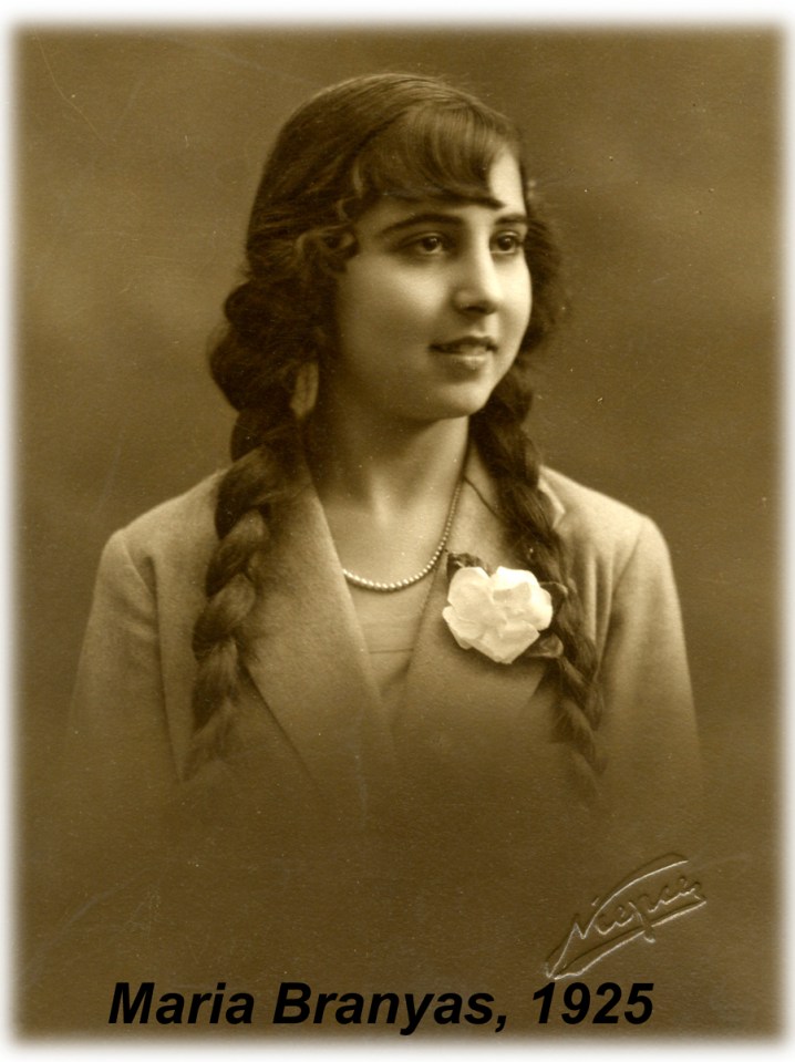 an old photo of maria branyas from 1925