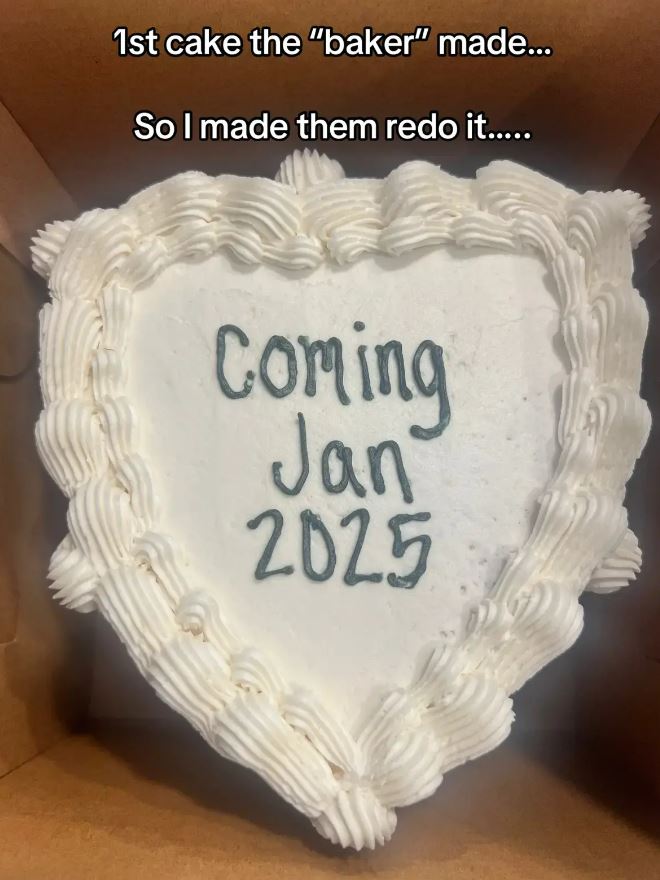 Kate ordered a cute cake for her pregnancy announcement and gender reveal, but was fuming when it arrived looking like a "toddler did it"