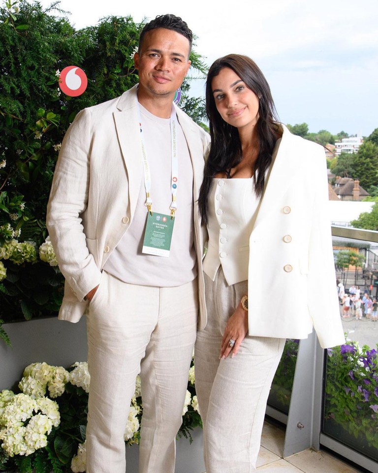 Jermaine and wife Ellie, who is said to be standing by him