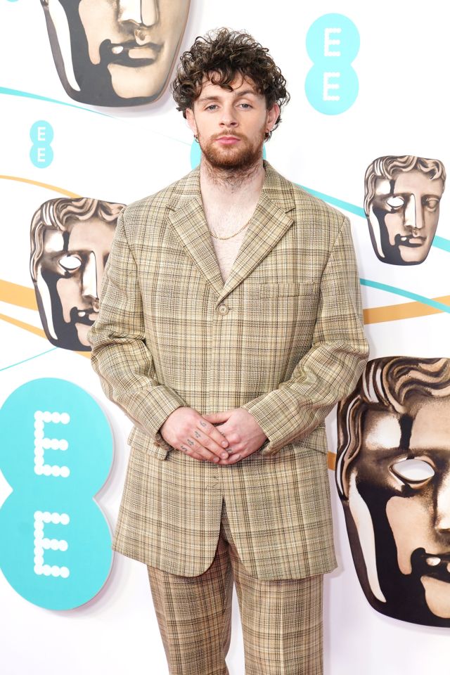 Singer Tom Grennan loves golf