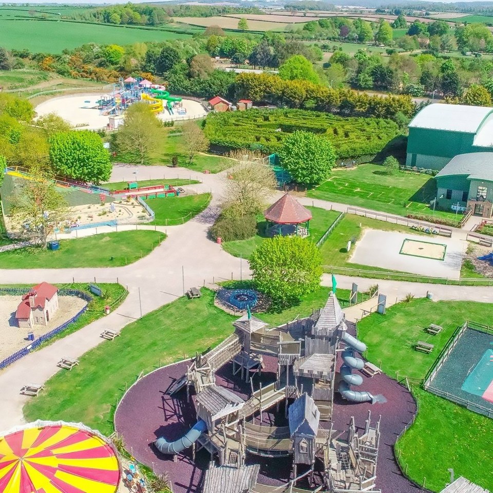 Spanning for more than 30 acres, there are plenty of attractions at the theme park