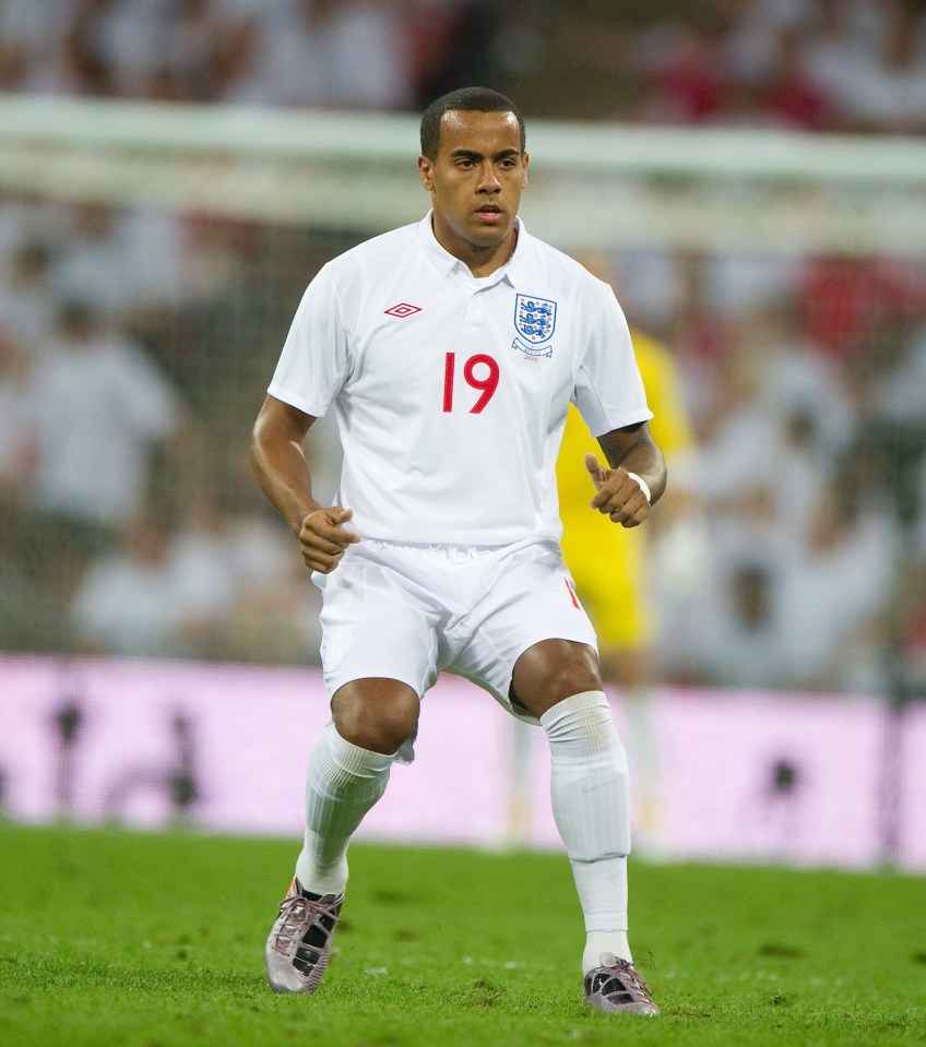 Huddlestone formerly played for England