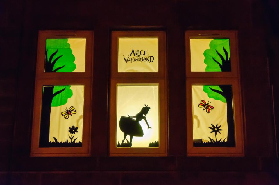 Strathbungo has an annual event called Window Wanderland, where residents display art in their windows