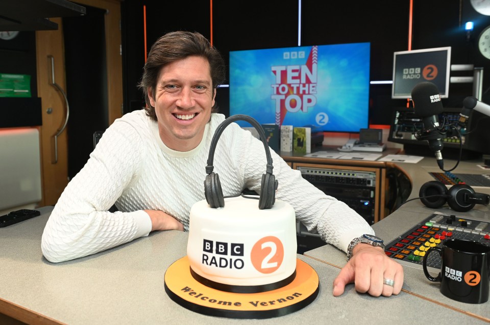 Vernon Kay was forced off air on his Radio 2 slot this morning