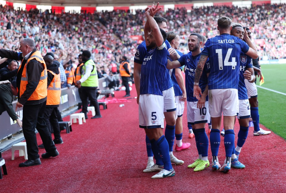 Ipswich celebrate Sam Morsy's late leveller