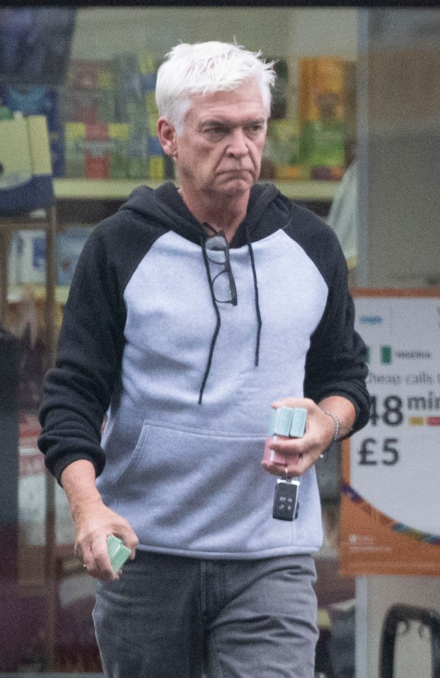 Phillip Schofield was seen in London picking up some vapes