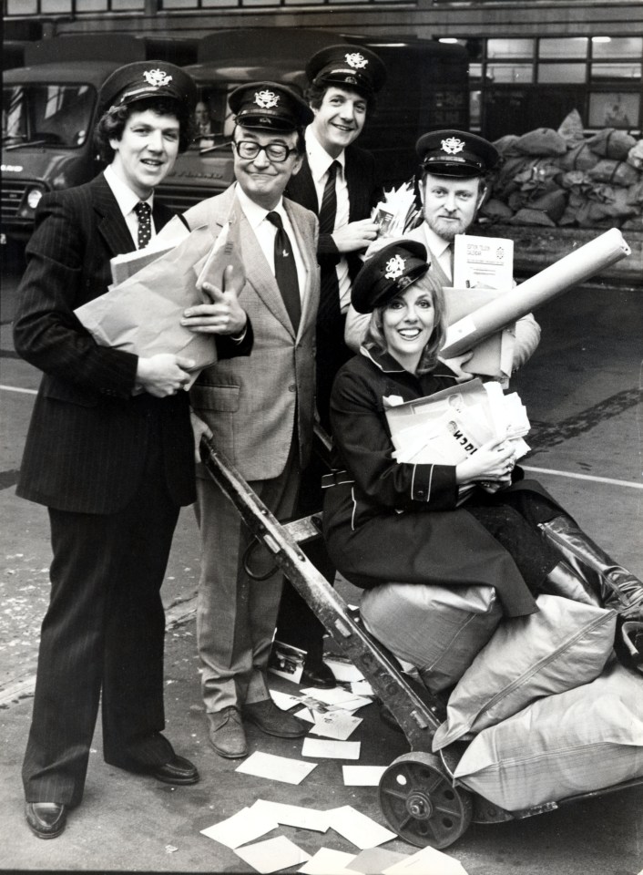 That's Life! team (L-R) Paul Heiney, Cyril Fletcher, Chris Serle, Richard Stilgoe and Esther Rantzen pictured in 1980