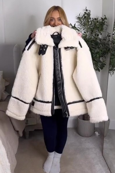 Fashion fans can't wait to get their hands on this warm coat which is currently discounted