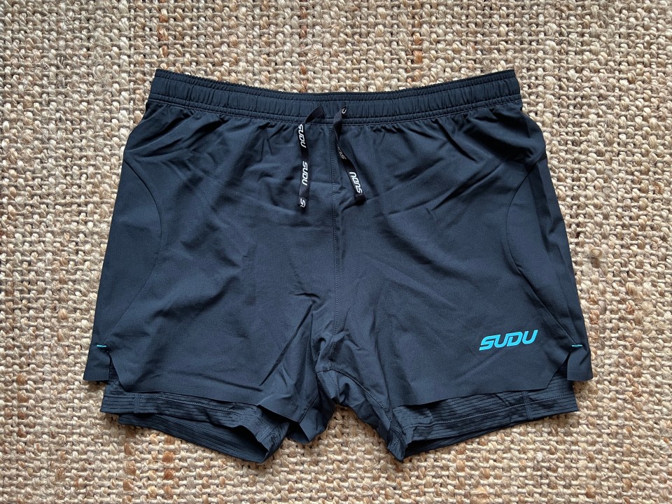 Sudu SRS 01 Run Shorts - Black/Light Blue