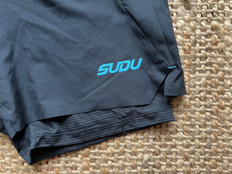 Sudu SRS 01 Run Shorts - Black/Light Blue