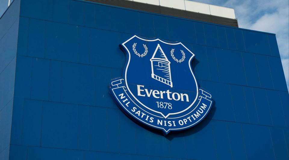 The tower was first put on the Everton badge back in 1938