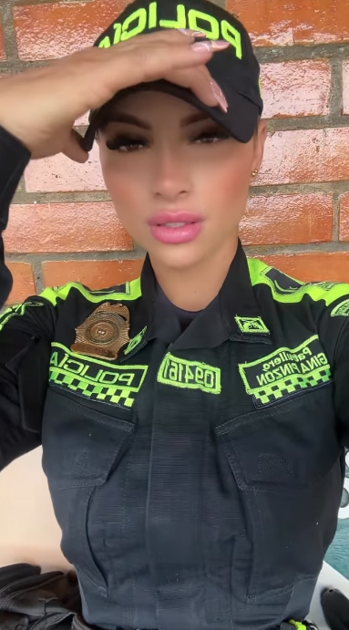 Fans lavished praise on the glamorous police officer