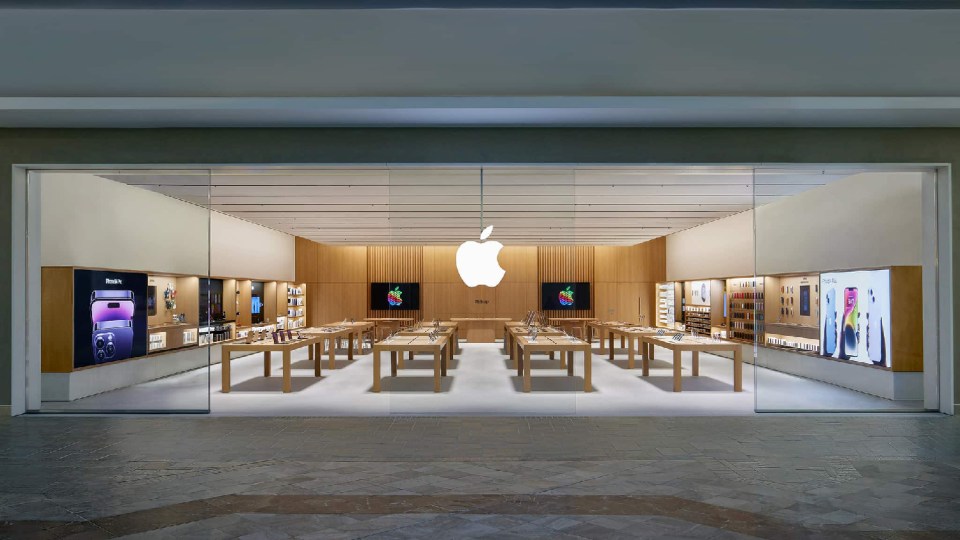 Your local Apple Store will be able to do a battery replacement for you