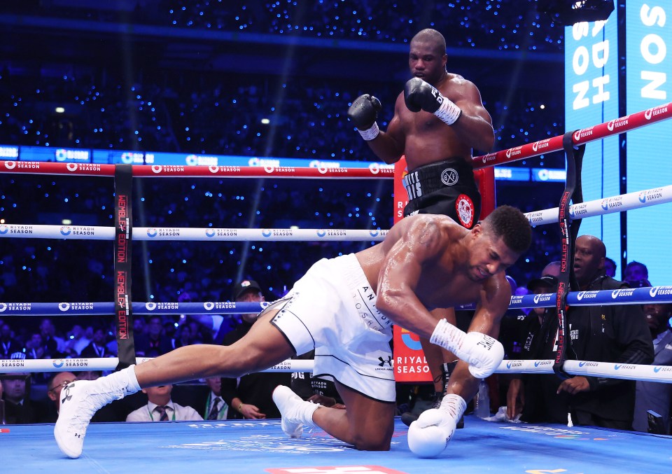 Dubois dominated Joshua before KO'ing the former world champ in the fifth round