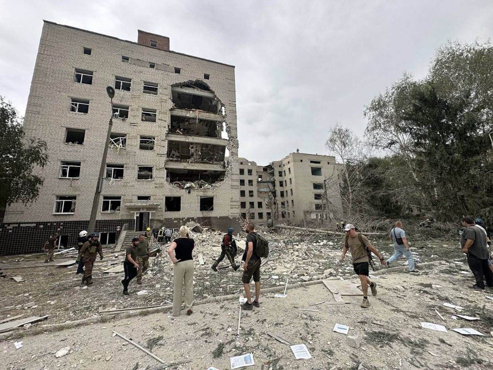 Many people are stuck under rubble after the horror strike