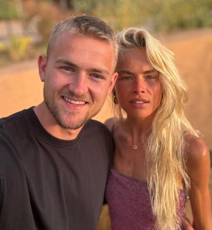 De Ligt with wife Annekee Molenaar